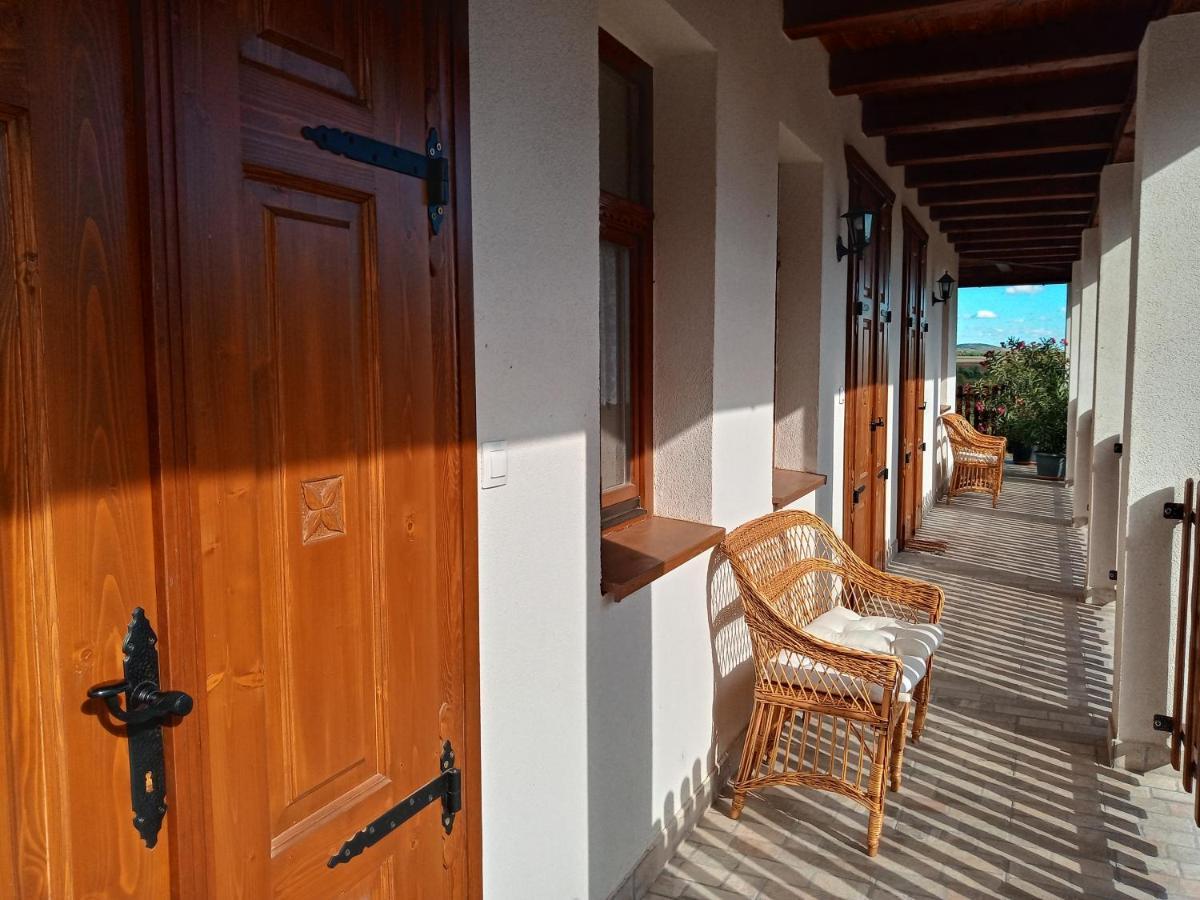 Tokaj Hill Panorama Guesthouse Szerencs Exterior foto