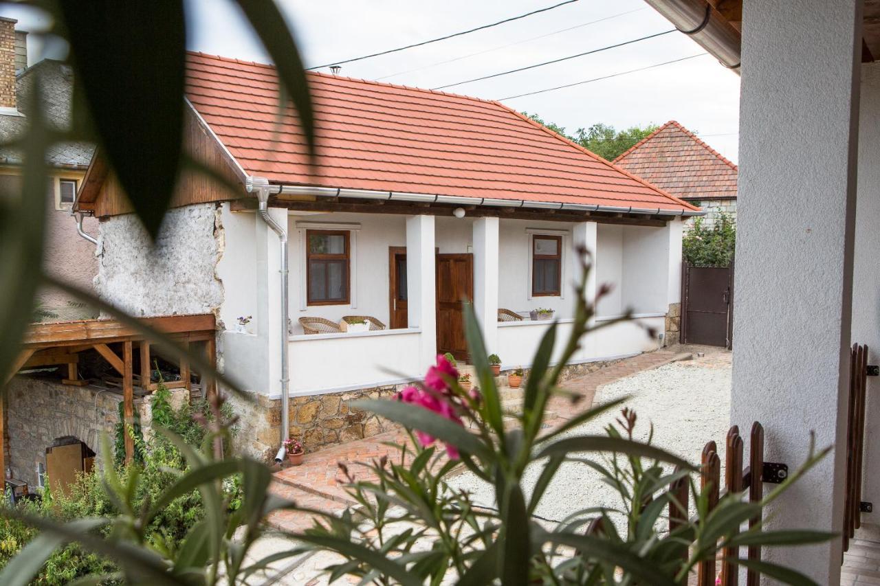 Tokaj Hill Panorama Guesthouse Szerencs Exterior foto